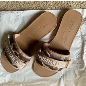 BNIB dior mules slides flip flops